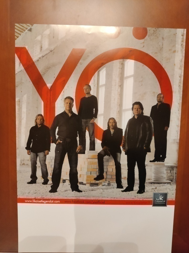Yö keikkajuliste