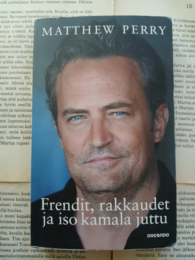 Matthew Perry - Frendit, rakkaudet ja iso kamala juttu