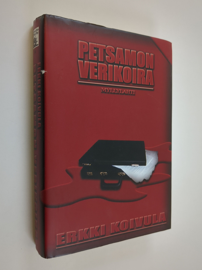 Erkki Koivula : Petsamon verikoira : jännitysromaani