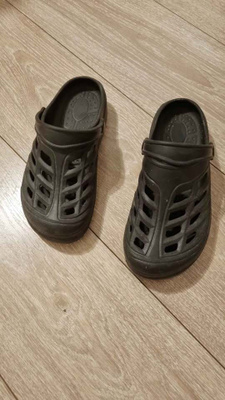 *** Tummanharmaat "Crocsit" koko 38 ***
