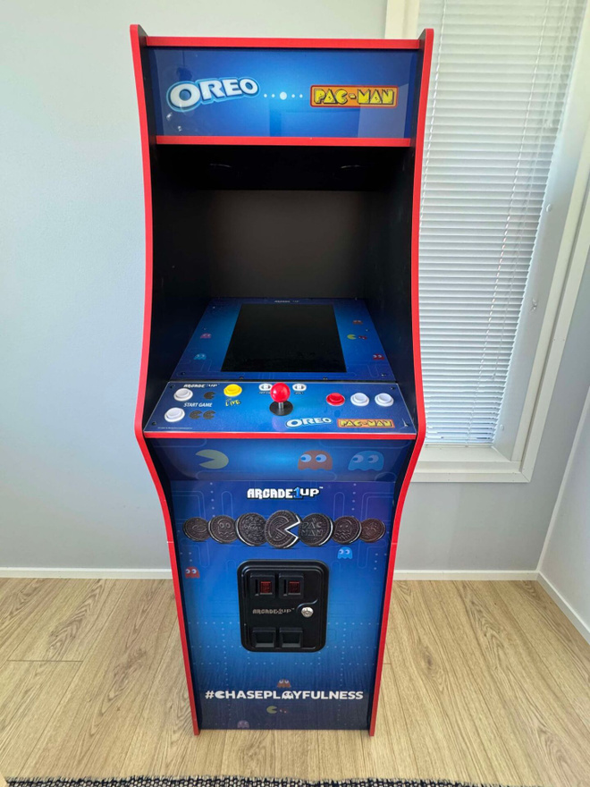 Uusi Pac-Man Arcade1Up Deluxe - Pelikone