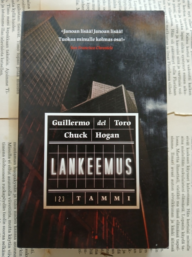 Guillermo del Toro; Chuck Hogan - Lankeemus (pokkari)