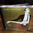 CD Gary Burton :  ASTOR PIAZZOLLA Reunion ( SIS POSTIKULU) - pikkukuva 1