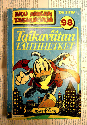 Aku Ankan taskukirja 98 • Taikaviitan tähtihetket