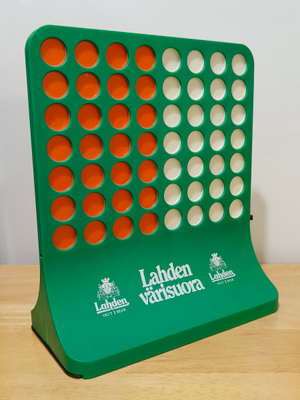 Lahden värisuora peli