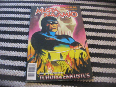 Mustanaamio 11/2001