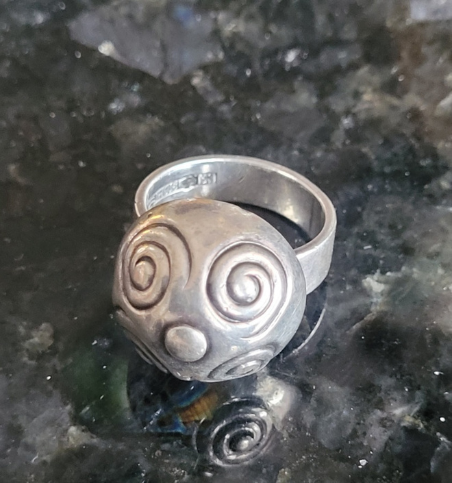 Spiraalisormus, Kalevala koru,  925 hopeaa