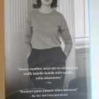 Sally Rooney - Kaunis maailma, missä olet - pikkukuva 3