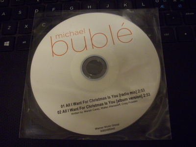 MICHAEL BUBLE: All I want for Christmas is You CDS (Sis.pk)
