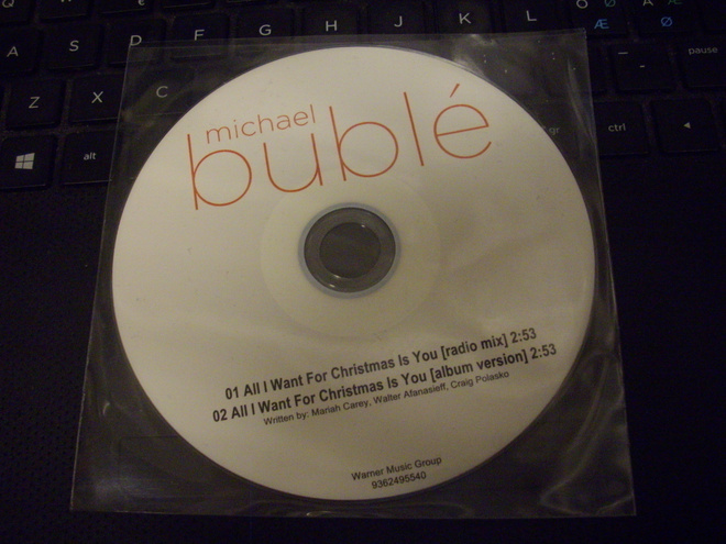MICHAEL BUBLE: All I want for Christmas is You CDS (Sis.pk)