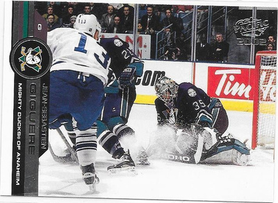 2001-02 Pacific #4 Jean-Sebastien Giguere Anaheim Ducks MV