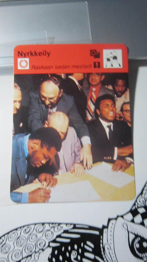 Concert Hall raskaan sarjan mestarit 21-499 Ali Frazier