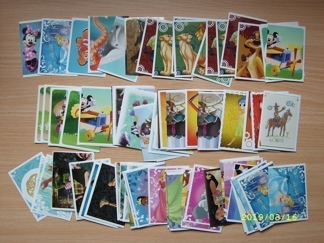 Disney suosikkiystävät -keräilytarroja