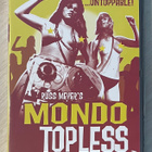 Russ Meyerin MONDO TOPLESS (1966) uusi ja muoveissa - pikkukuva 1