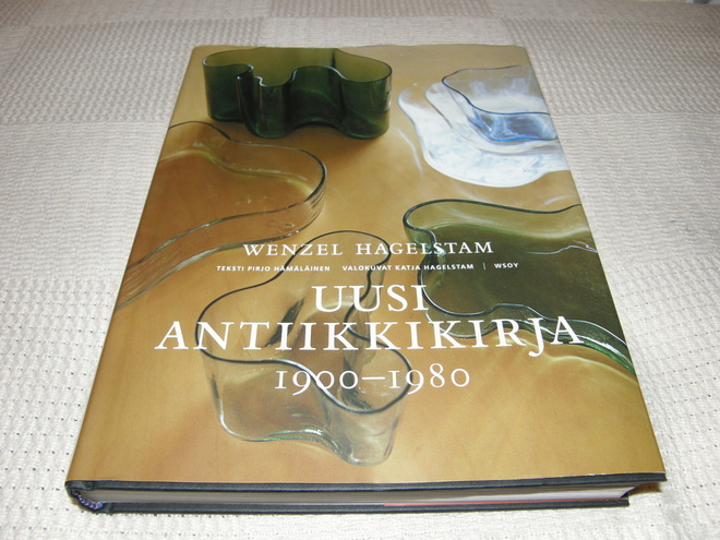 Hagelstam Uusi antiikkikirja 1900 - 1980