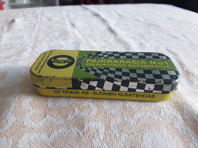 Nokia peltinen paikkarasia N:o 1
