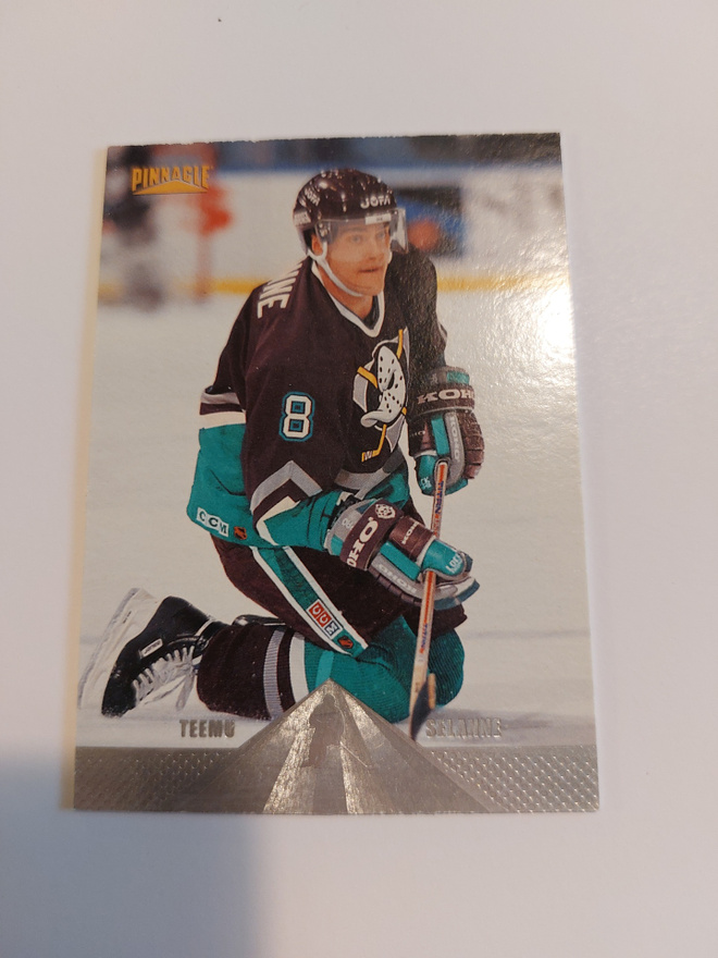 1996-97 Pinnacle Premium Stock #155  Teemu Selänne