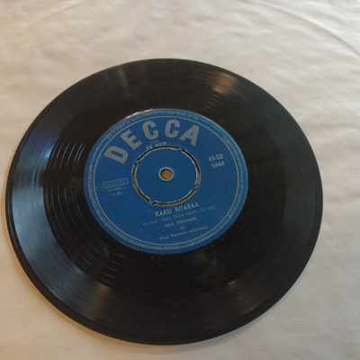 7" Eila Pellinen