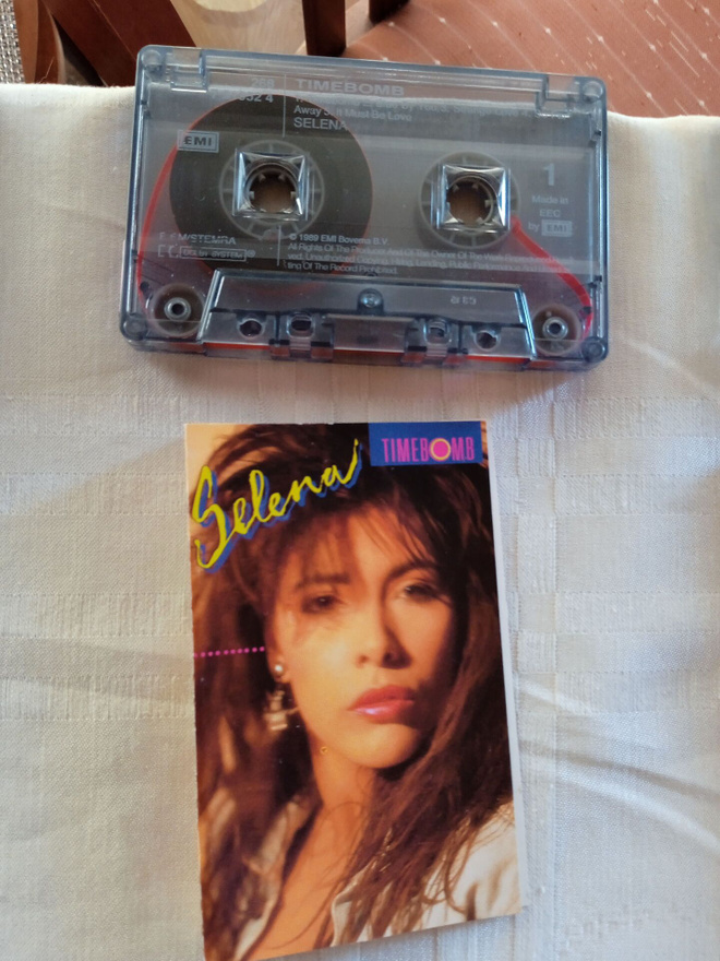 C- KASETTI: SELENA : TIMEBOMB