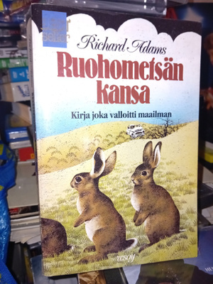 Richard Adams : Ruohometsän kansa ( SIS POSTIKULU )