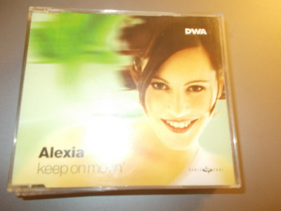 CDM ALEXIA ** KEEP ON MOVIN **