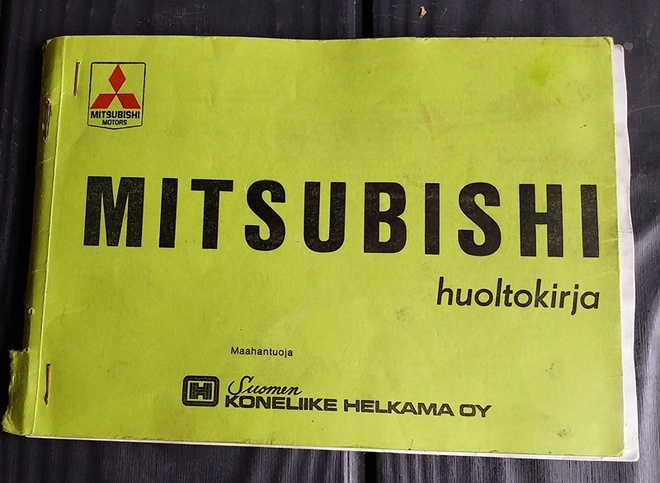 MITSUBISHI HUOLTOKIRJA 1984 Suomi ja Englanti