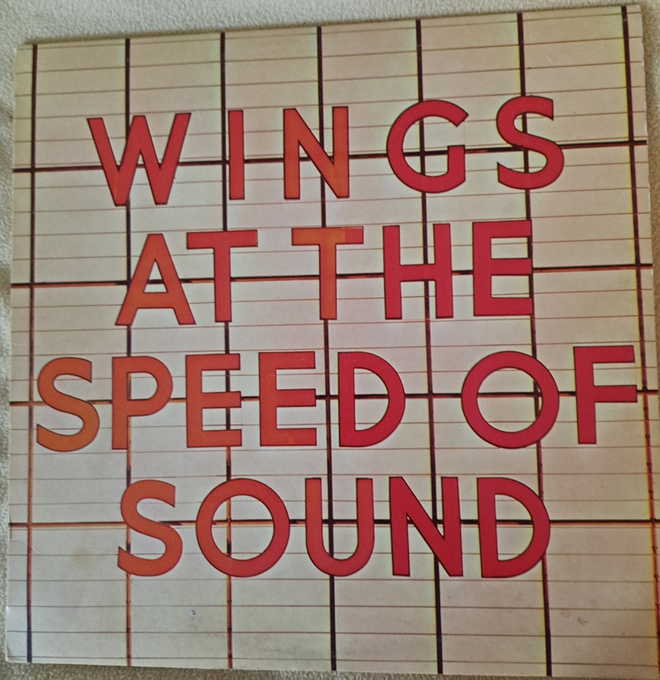 WINGS : AT THE SPEED OF SOUND  LP