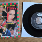 Sleepy Sleepers: Kaiken Takana on Nainen / Tipitii 7" - pikkukuva 1
