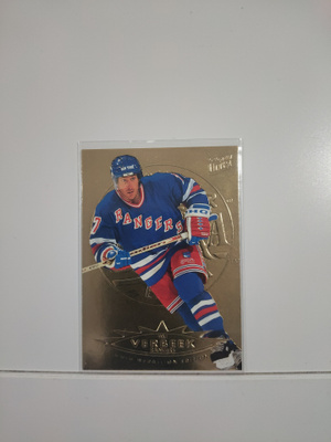 1995-96 Ultra Gold Medallion #107 Pat Verbeek