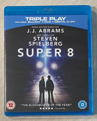 J.J. Abrams: SUPER 8 (2011) Elle Fanning