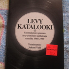 LEVYKATALOOKI . pienten levy-yht, julkaisuja 1966-1989 suome - pikkukuva 1