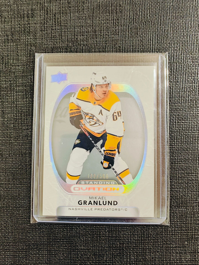 Mikael Granlund - 21-22 UD Ovation Standing Silver /500