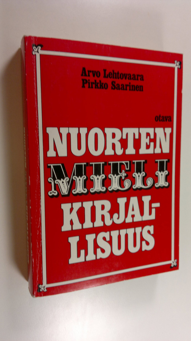 Arvo Lehtovaara : Nuorten mielikirjallisuus