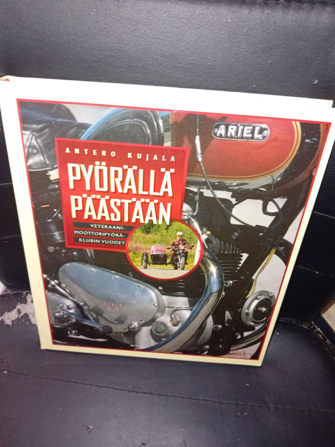 Kujala  : Pyörällä päästään ( SIS POSTIKULU )