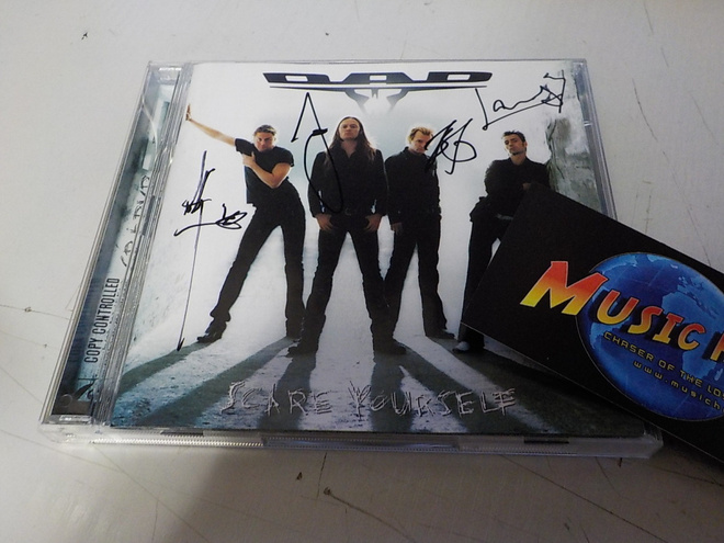 D.A.D. - SCARE YOURSELF CD KOKO BÄNDIN  NIMMAREILLA