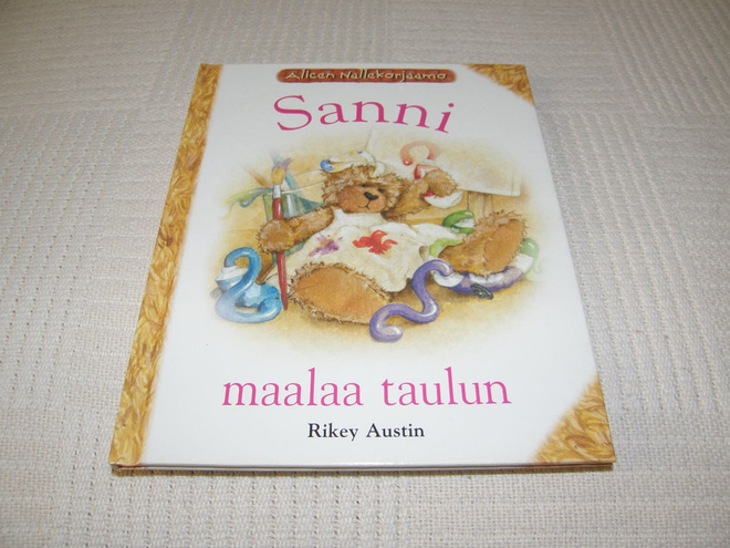 Rikey Austin Sanni maalaa taulun