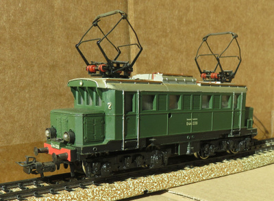 Märklin uusi DB E44 oldtimer sähköveturi