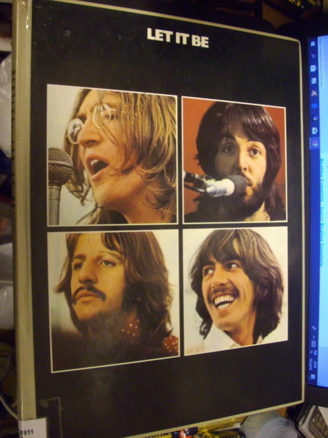 Nuottikirja : THE BEATLES : LET IT BE ( Sis. postikulun )
