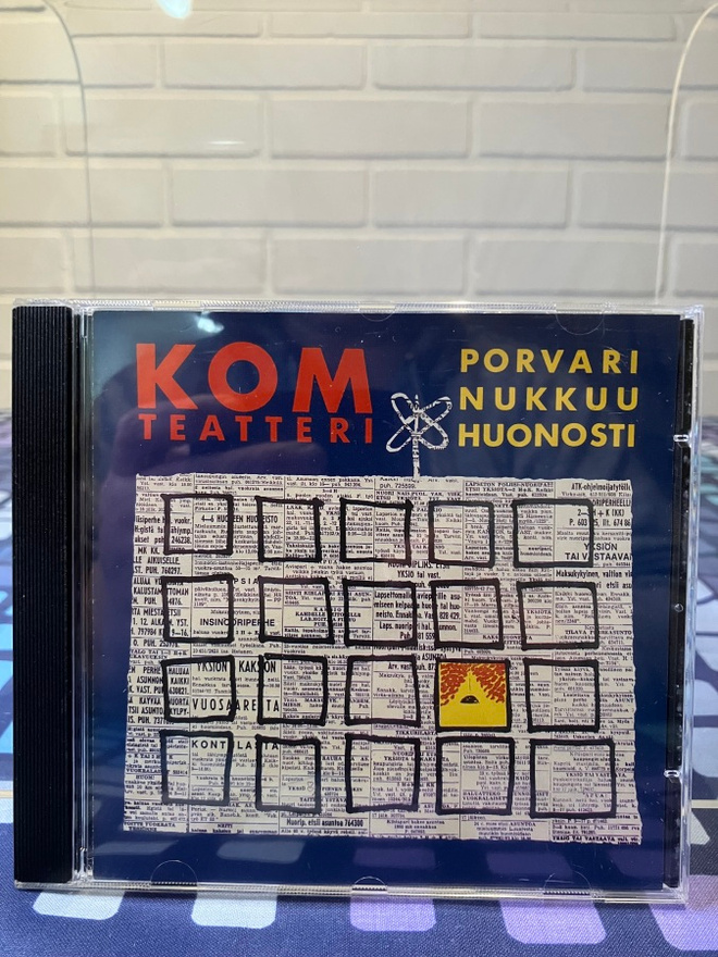 KOM-teatteri - Porvari nukkuu huonosti cd