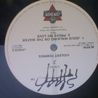 VIOLENT FEMMES :: IT'S GONNA RAIN+2 :: VINYYLI MAXI EP 1984 - pikkukuva 4