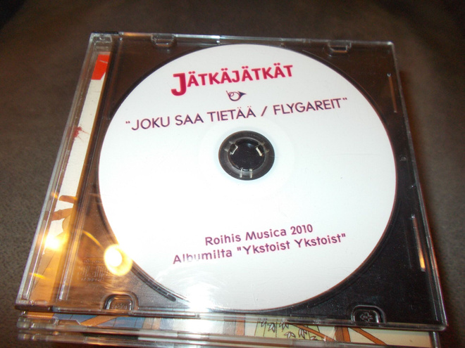 PROMO CDS JÄTKÄTJÄTKÄT ** JOKU SAA TIETÄÄ **