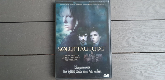 DVD: Soluttautujat (Toni Collette, Richard Roxburg 2005)