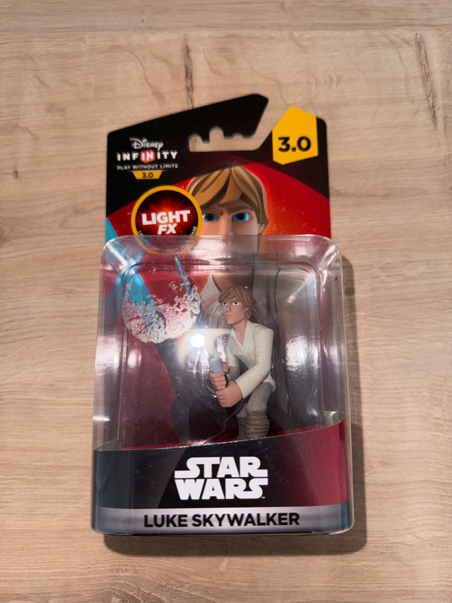 Luke Skywalker Star Wars Disney Infinity Light FX Wii U