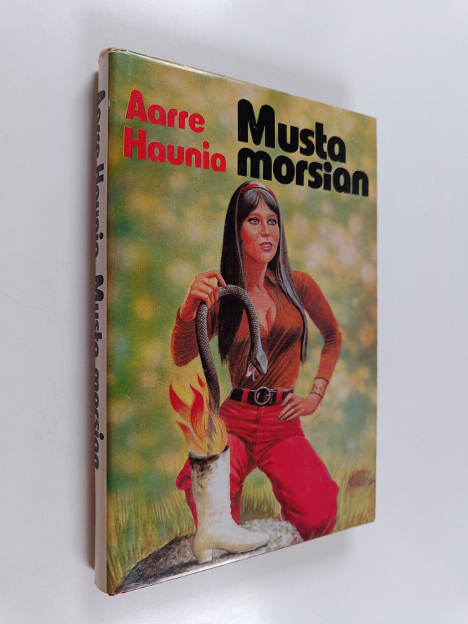 Aarre Haunia : Musta morsian : rikosromaani