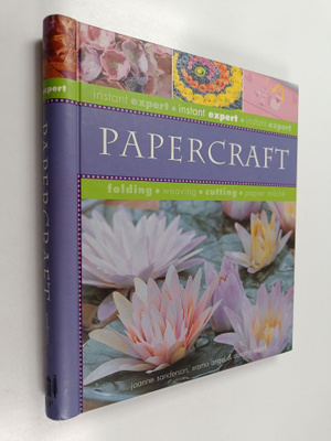 Joanne Sanderson : Papercraft