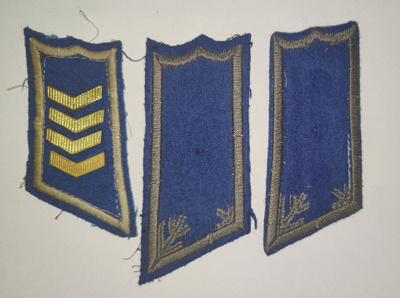 Yksinäisiä kauluslaattoja (3kpl)