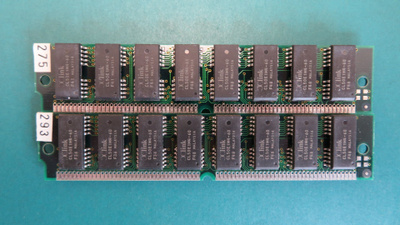 Clink 32 MB EDO 60 ns (2 kpl)