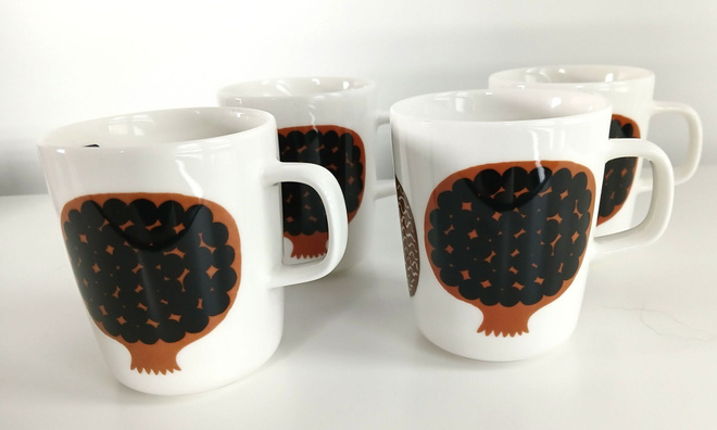 Marimekko Tumman Ruske sävyiset Kompotti mukit 4 kpl, 2,5 dl