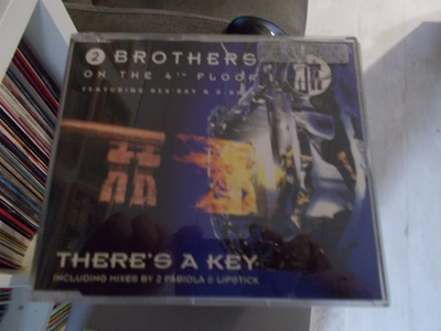 CDM 2 BROTHERS ON THE 4TH FLOOR ** THERE'S A KEY **