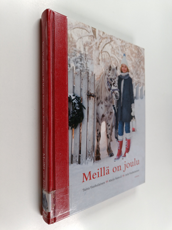 Arto Vuohelainen ym. : Meillä on joulu